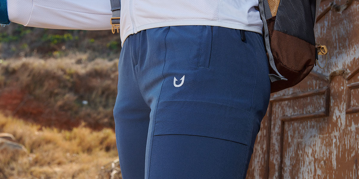 What Color Shirt Goes With Navy Blue Pants? Winter Outfit Inspirations NORTHYARD Sports & Casual Clothing What Color Shirt Goes With Navy Blue Pants? Winter Outfit Inspirations NORTHYARD Sports & Casual Clothing