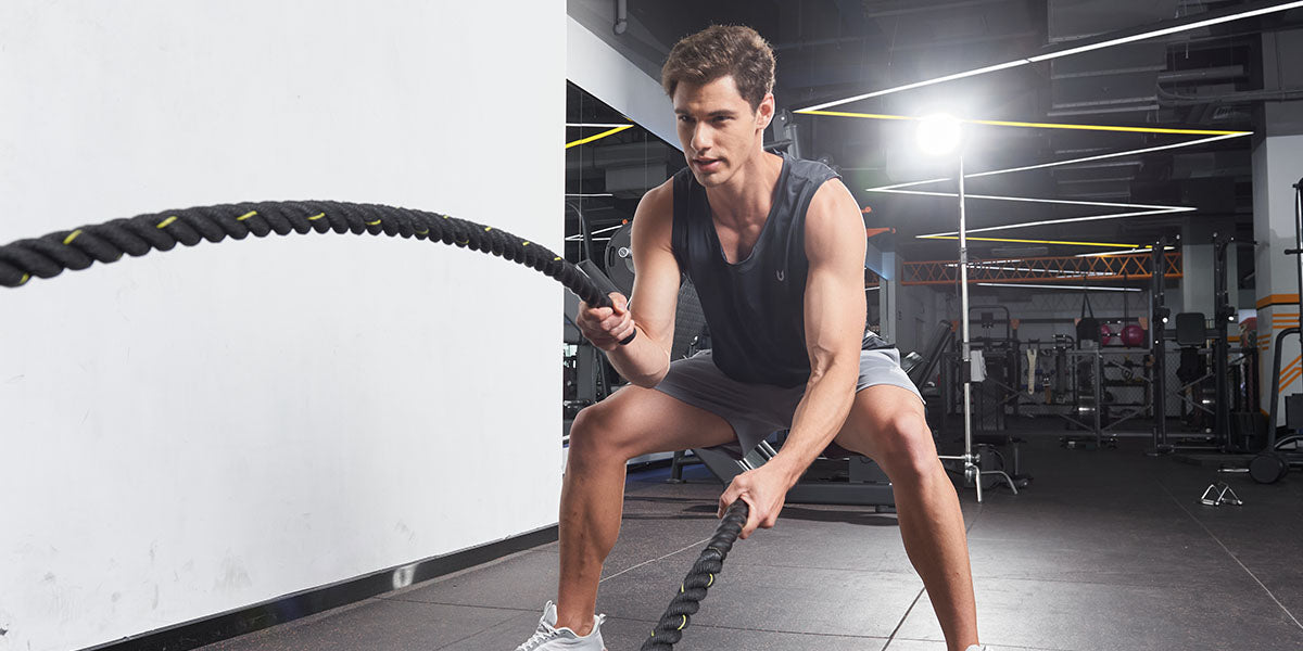 Is It OK to Wear a Sleeveless Shirt to the Gym? A Style Guide for Fitness