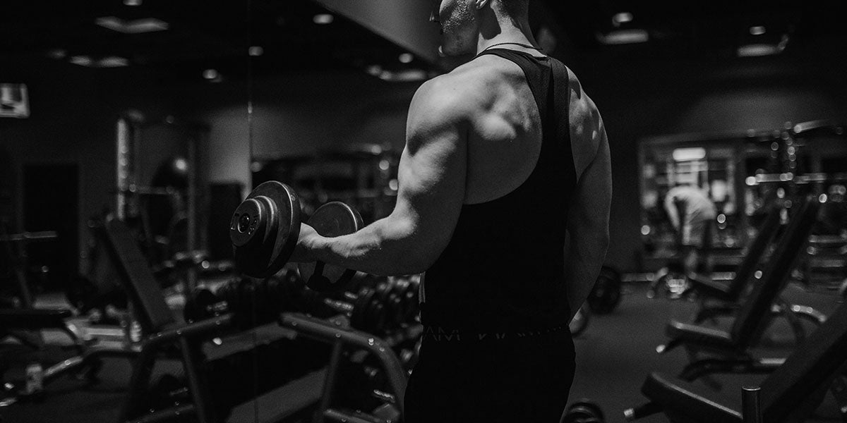 What Are the Best T-Shirts for the Gym? Performance Fabrics vs. Cotton