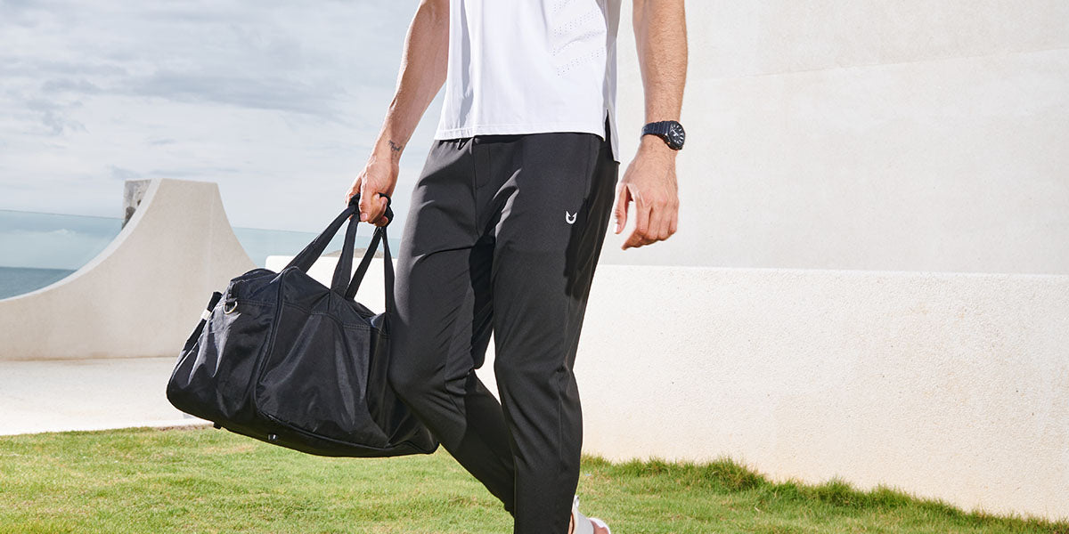 How to Style Lightweight Sweatpants for Casual and Athletic Looks