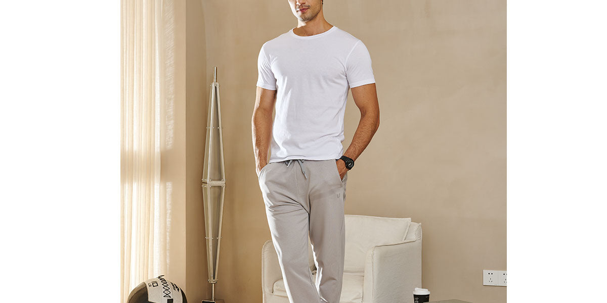 What Color Shirt Goes With Grey Pants?