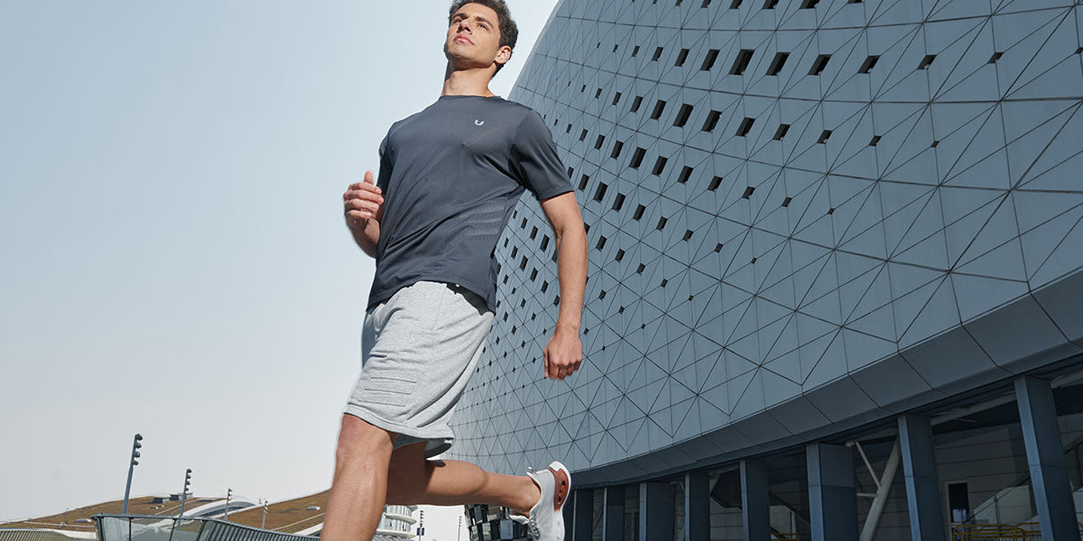 What to Wear with Athletic Shorts? 7 Inch Shorts Men’s Style Guide