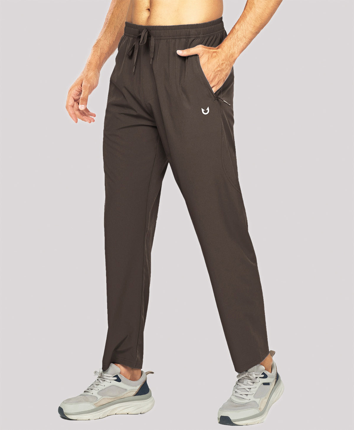 
Men's Lightweight Running Pants with Zipper Pockets — Brown