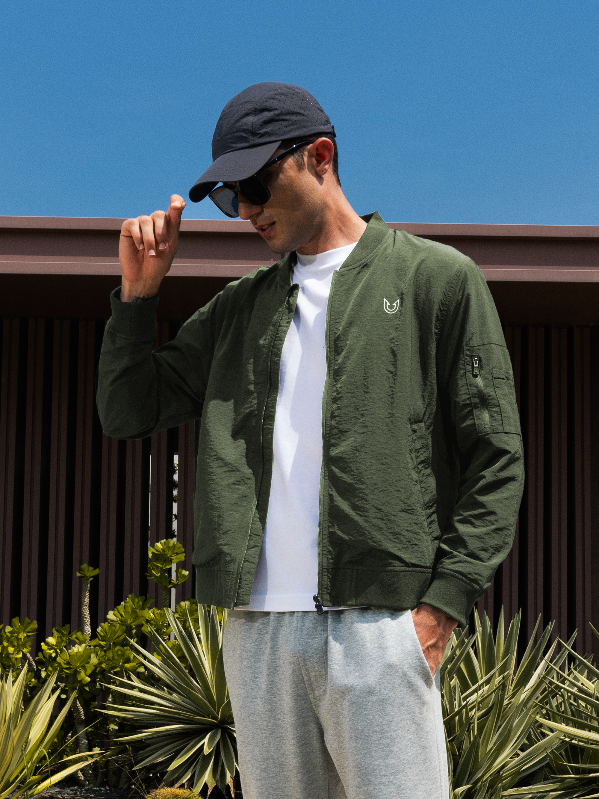Men's Bomber Jacket Lightweight Casual Windbreaker Zip Up Windproof