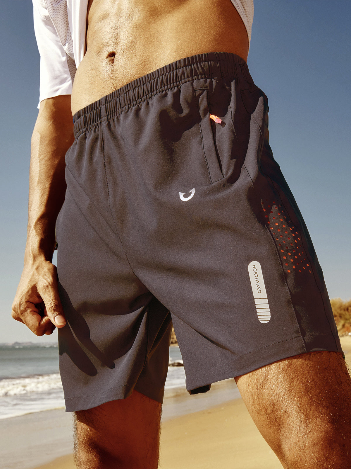 
Men's Athletic Workout 7 Inch Gym Shorts with Zipper Pocket for Hiking — Coffee