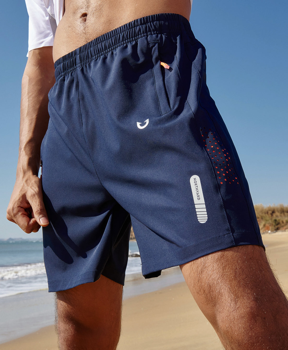 
Men's Athletic Workout 7 Inch Gym Shorts with Zipper Pocket for Hiking — Navy