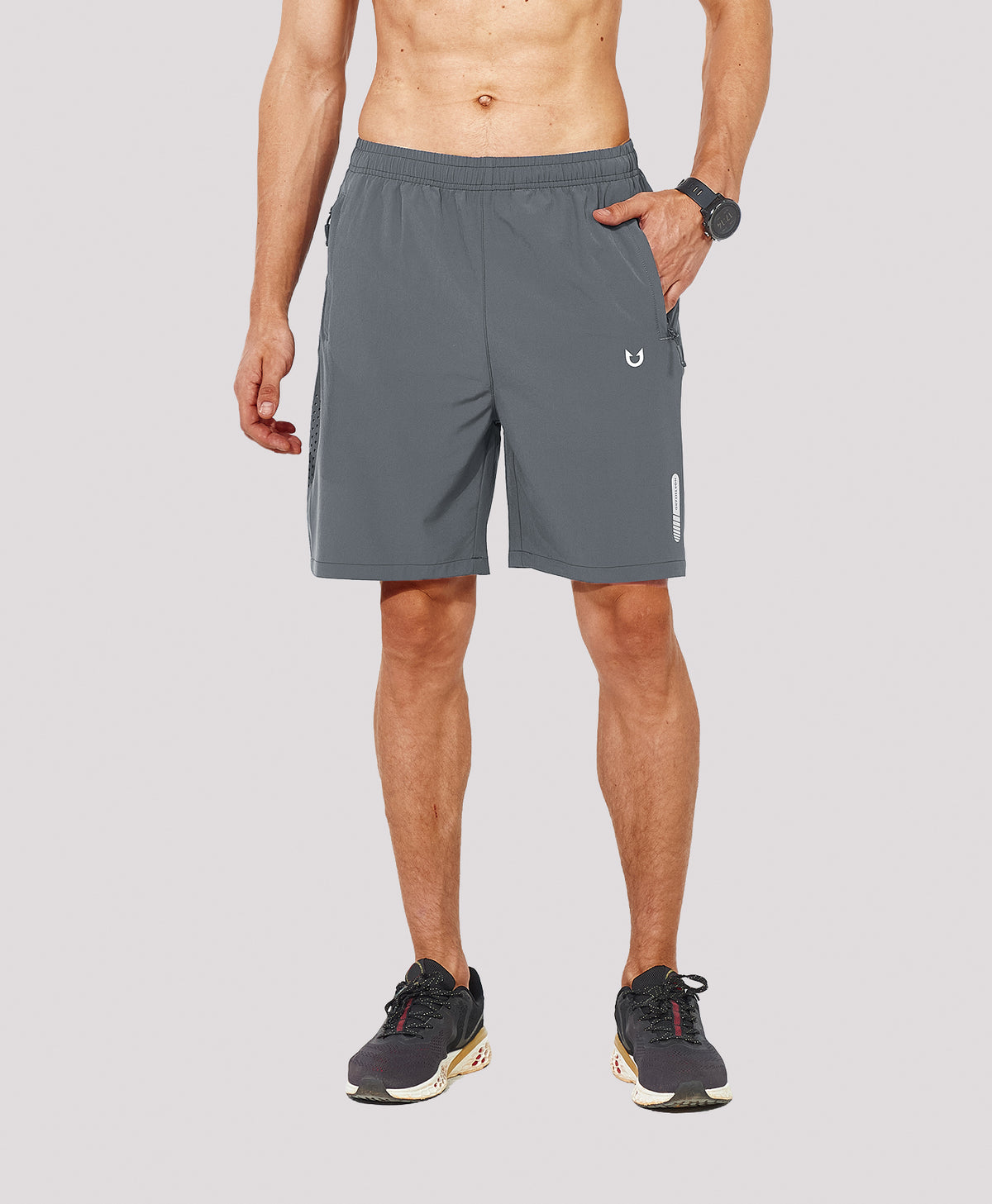
Men's Athletic Workout 7 Inch Gym Shorts with Zipper Pocket for Hiking — Smoke Grey