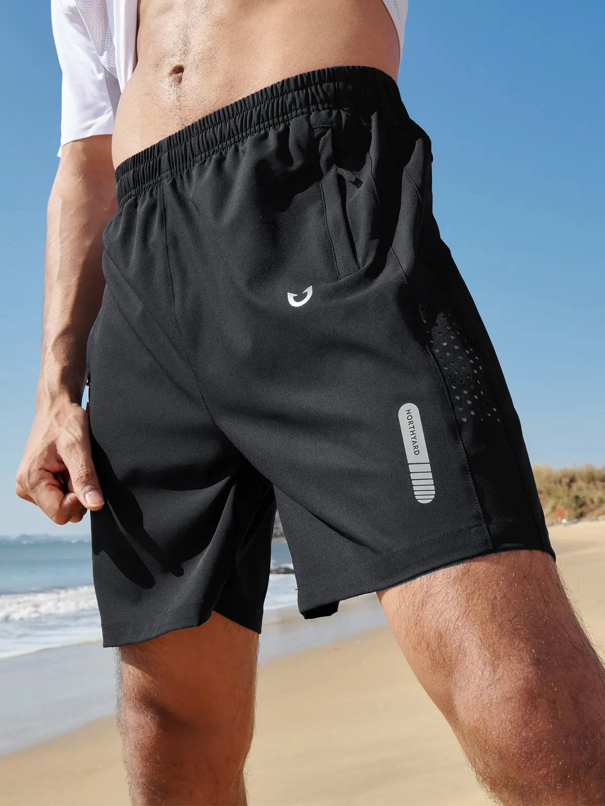 Men's Athletic Workout 7 Inch Gym Shorts with Zipper Pocket for Hiking