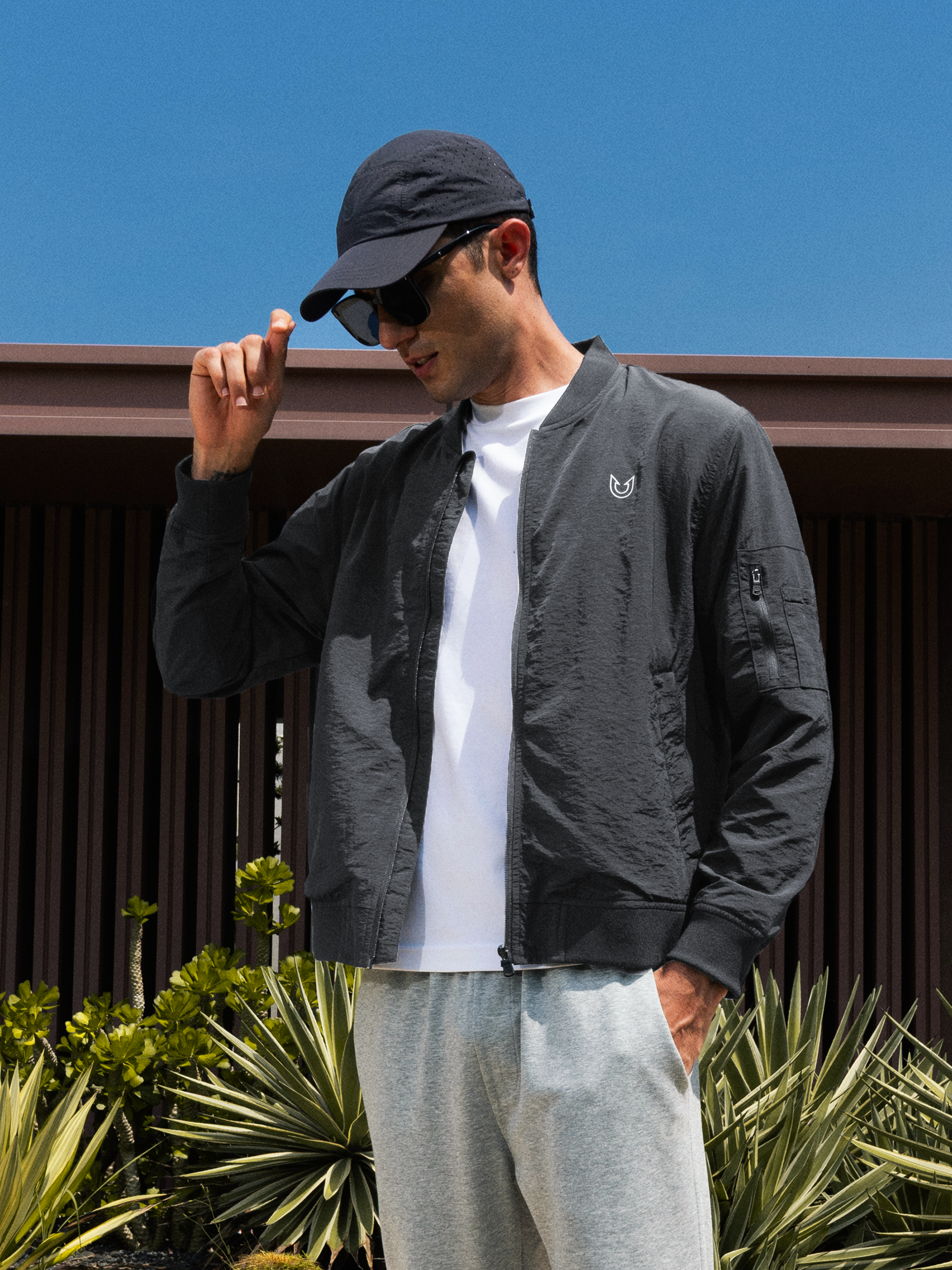Men's Bomber Jacket Lightweight Casual Windbreaker Zip Up Windproof