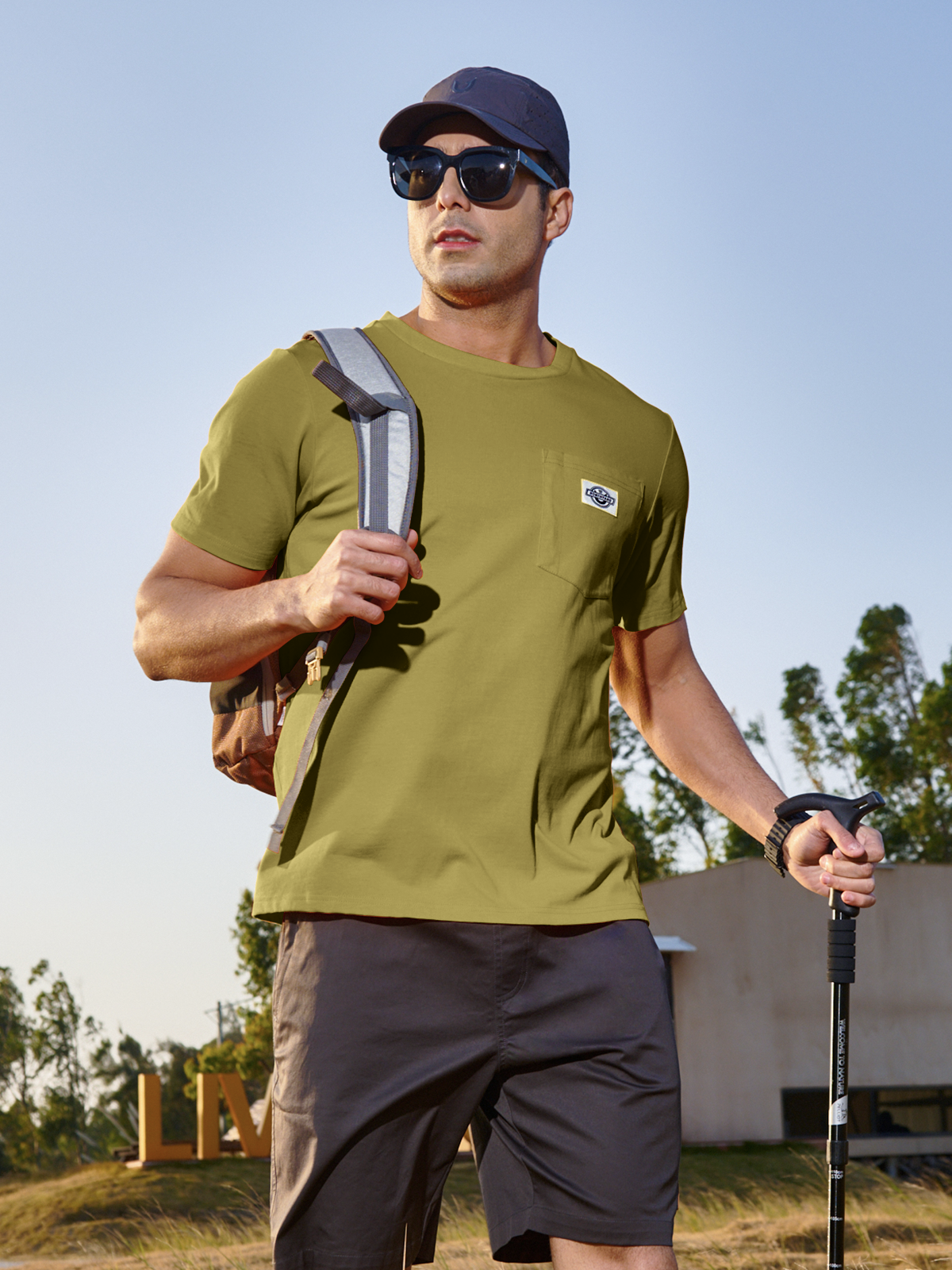 Men's Cotton Crewneck Tee Shirts with Pocket Short Sleeve for Outdoor