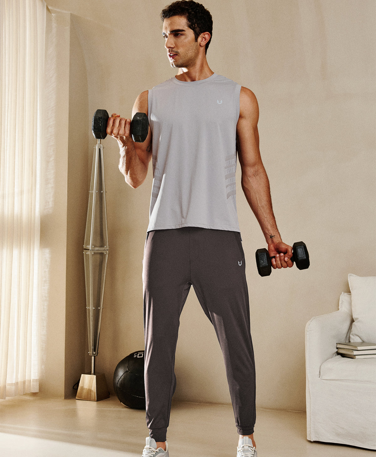 
Men's MotionFlex Tapered Joggers with Zipper Pockets — Brown