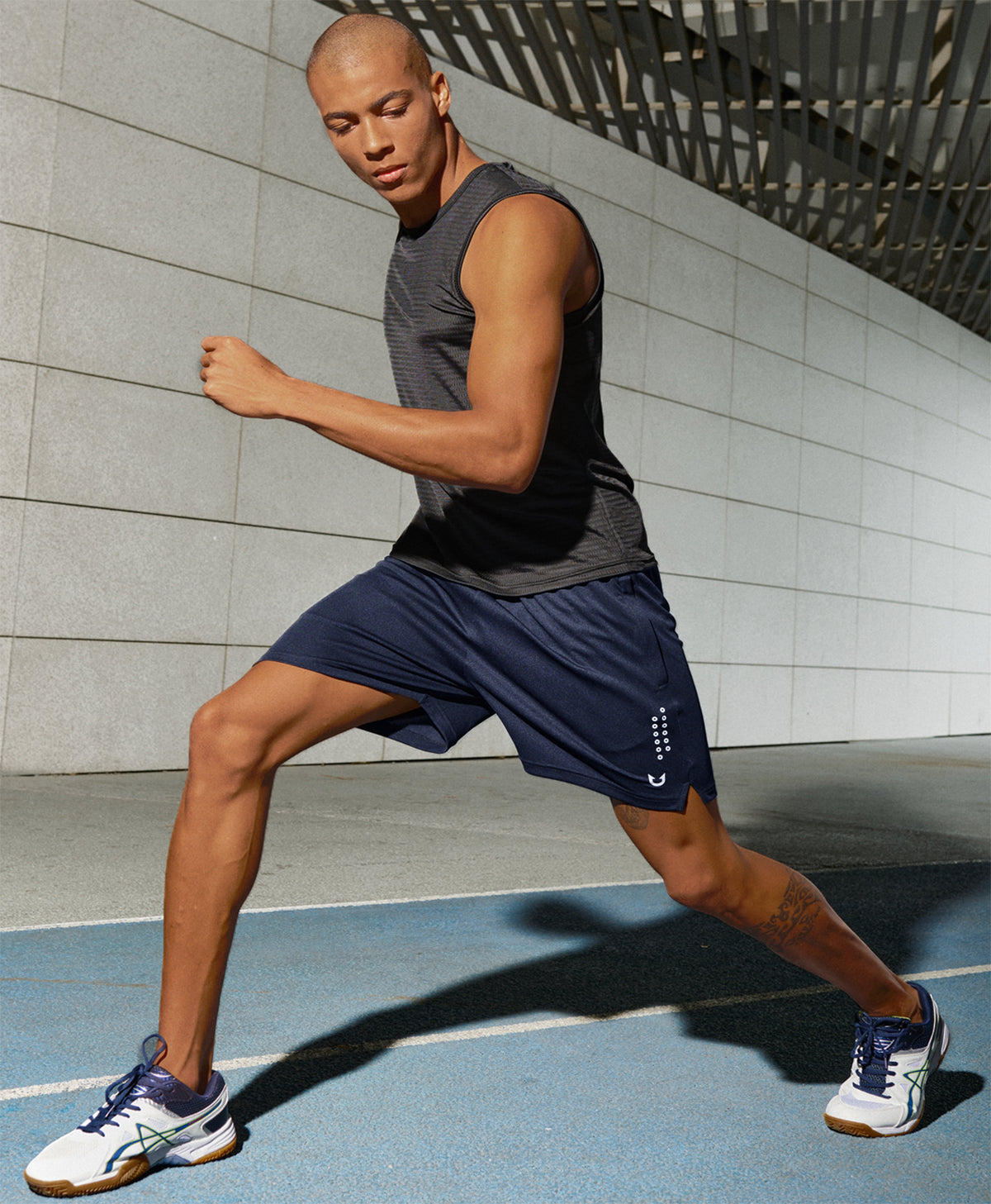 
Men's 7-inch Mesh Tennis Sweat Shorts with Pockets Elasticated Waist — navy