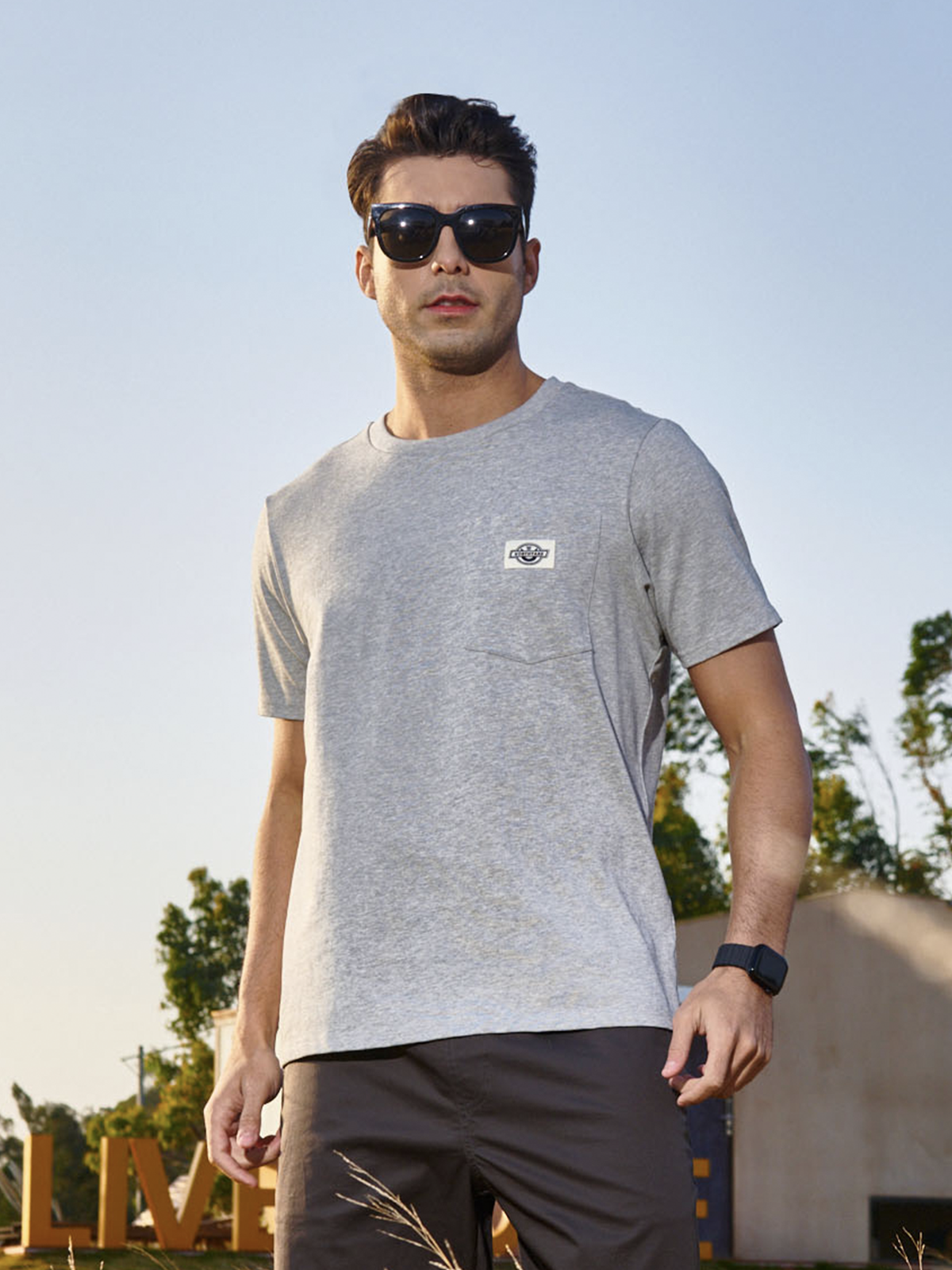 Men's Cotton Crewneck Tee Shirts with Pocket Short Sleeve for Outdoor