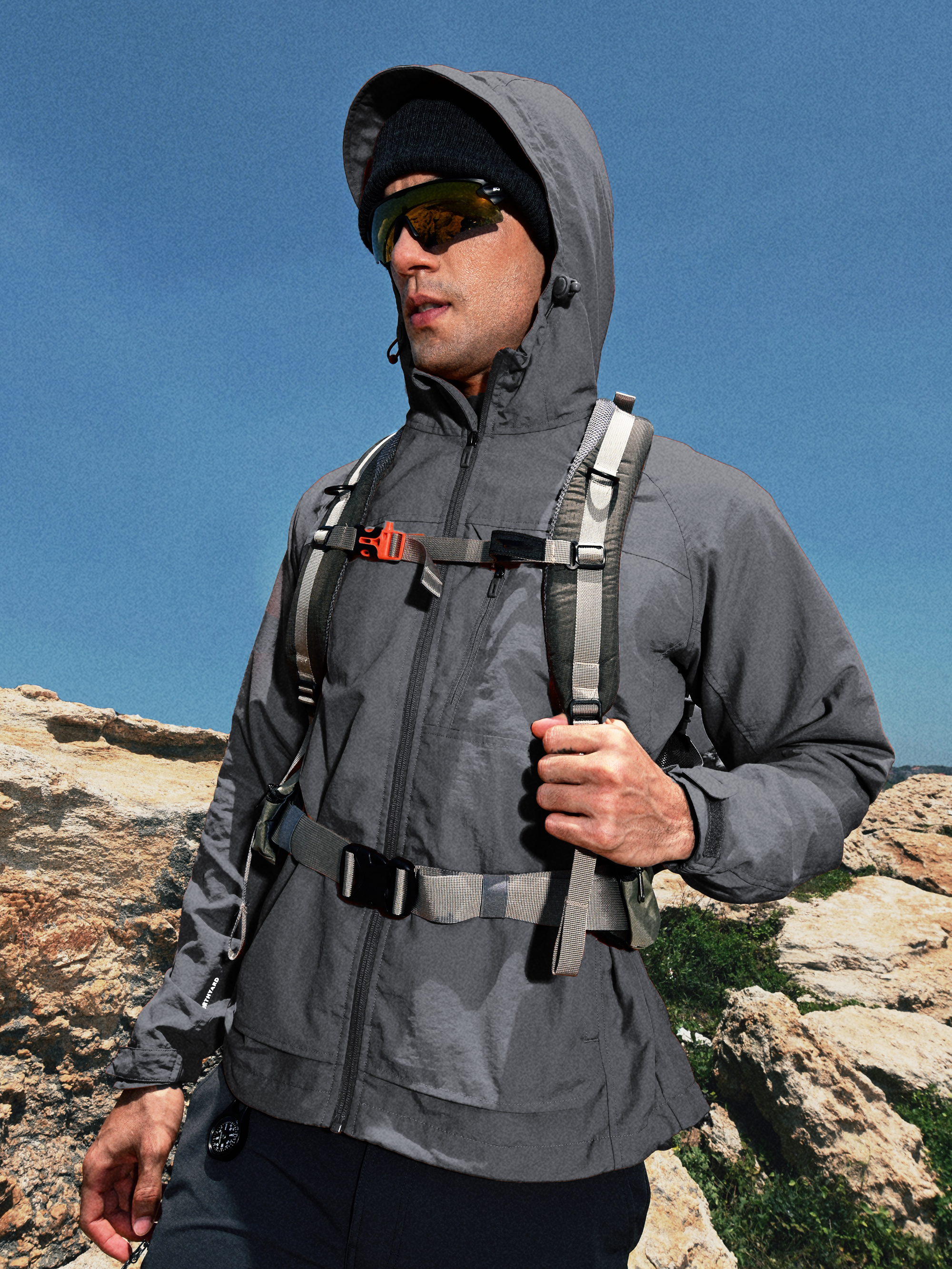 Men's Windbreaker Jackets Lightweight Hooded Windproof Coat for Hiking