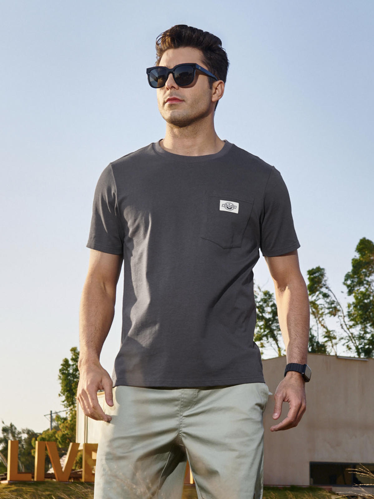 Men's Cotton Crewneck Tee Shirts with Pocket Short Sleeve for Outdoor
