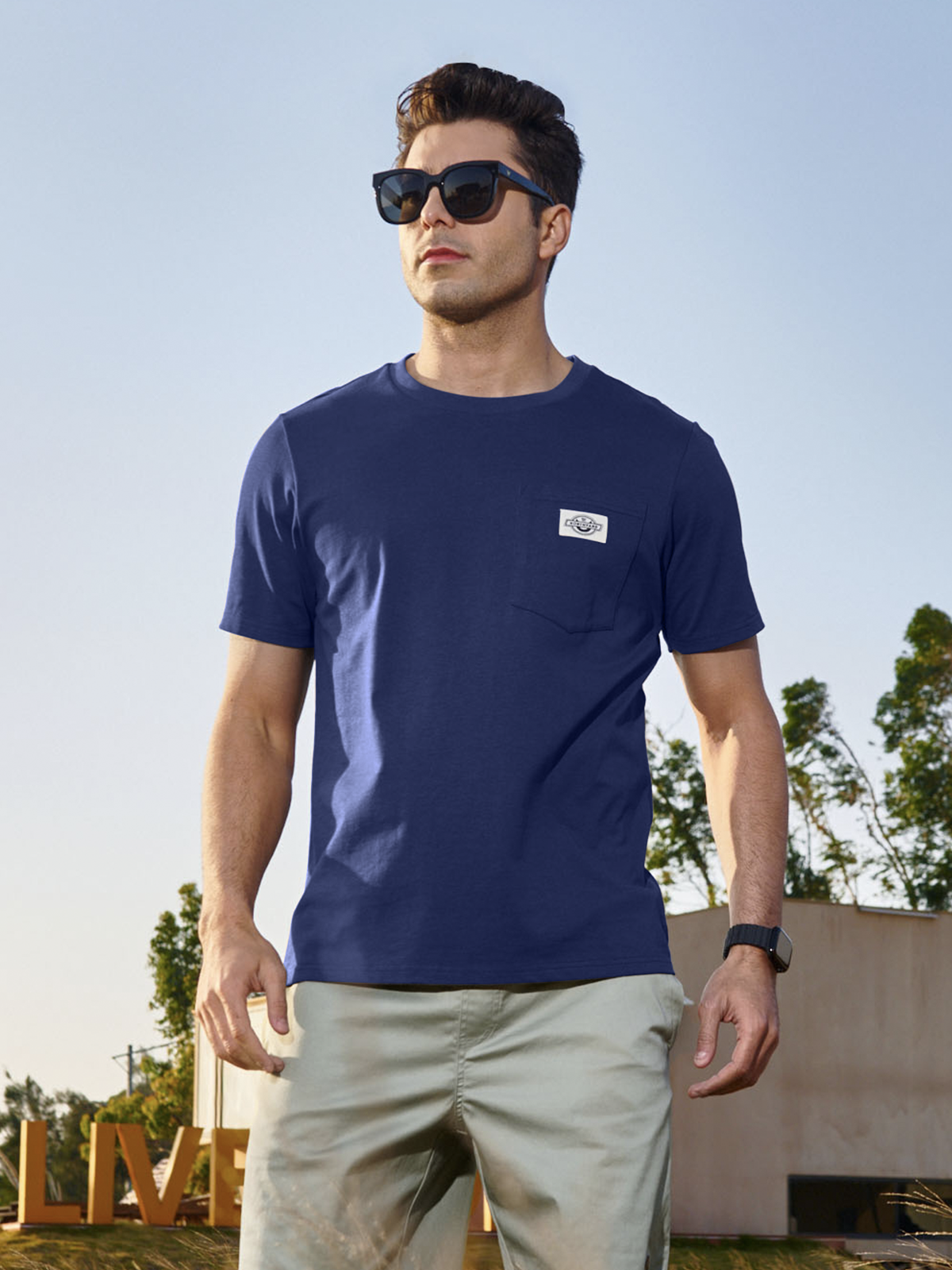 Men's Cotton Crewneck Tee Shirts with Pocket Short Sleeve for Outdoor