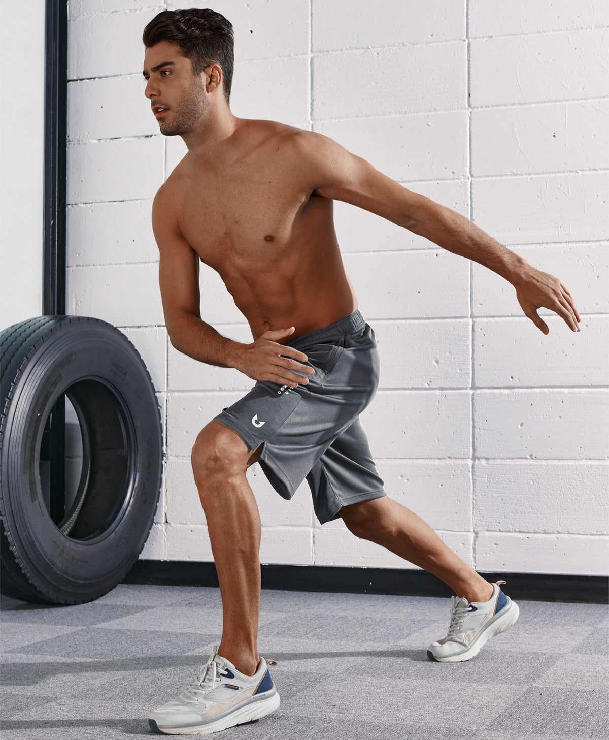
Men's 10" Breathable Mesh Basketball Athletic Shorts — Smoke Grey