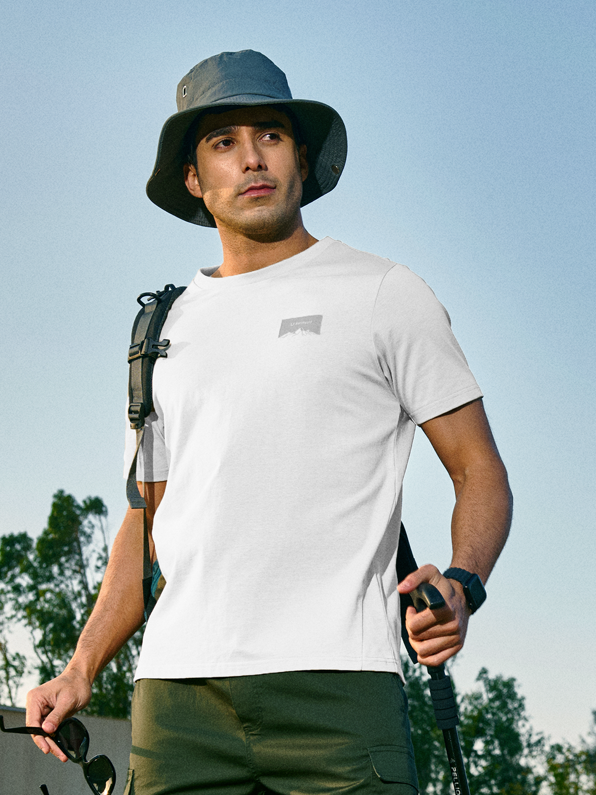 Men's Cotton Hiking Tee Shirts Heavyweight Casual Crewneck for Outdoor