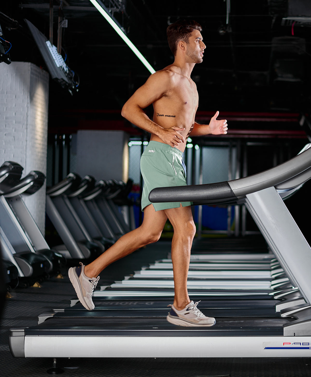 
Men's 5 Inch Inseam Workout Stretch Sweat Shorts for Cycling & Running — Lodenfrost