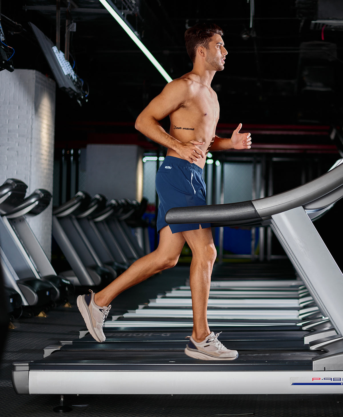 
Men's 5 Inch Inseam Workout Stretch Sweat Shorts for Cycling & Running — NAVY