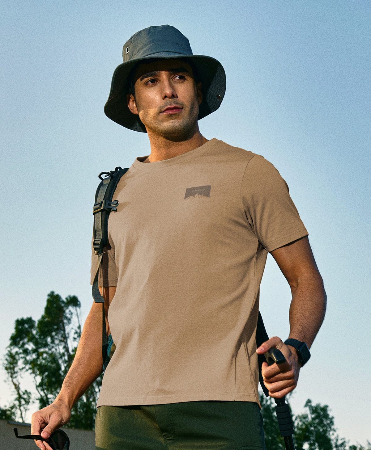 
Men's Heavyweight Cotton Graphic T-Shirt Durable Relaxed-Fit — BROWN