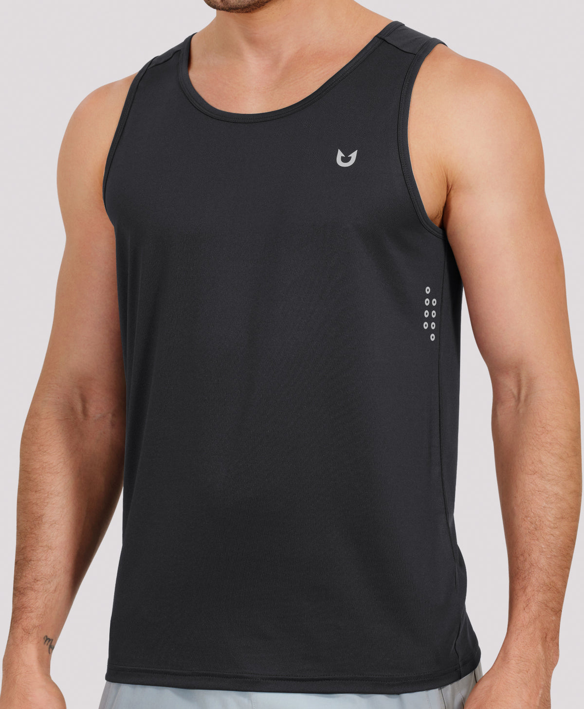 
Men's UPF50+ Workout Tank Top Lightweight Quick-dry Running Sleeveless — BLACK