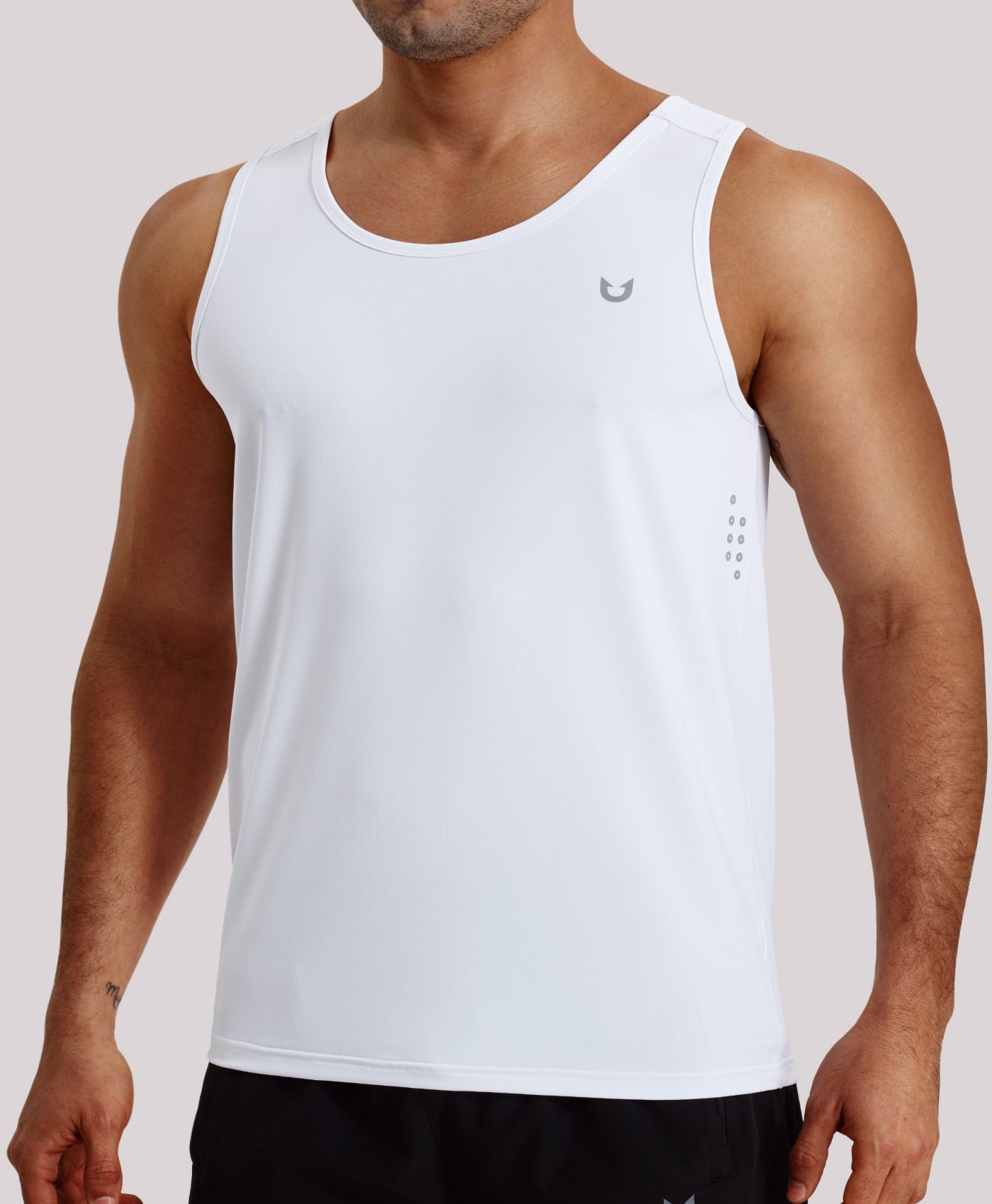 Northyard Men's UPF50+ Workout Tank Top Lightweight Quick-dry Running Sleeveless #color_white