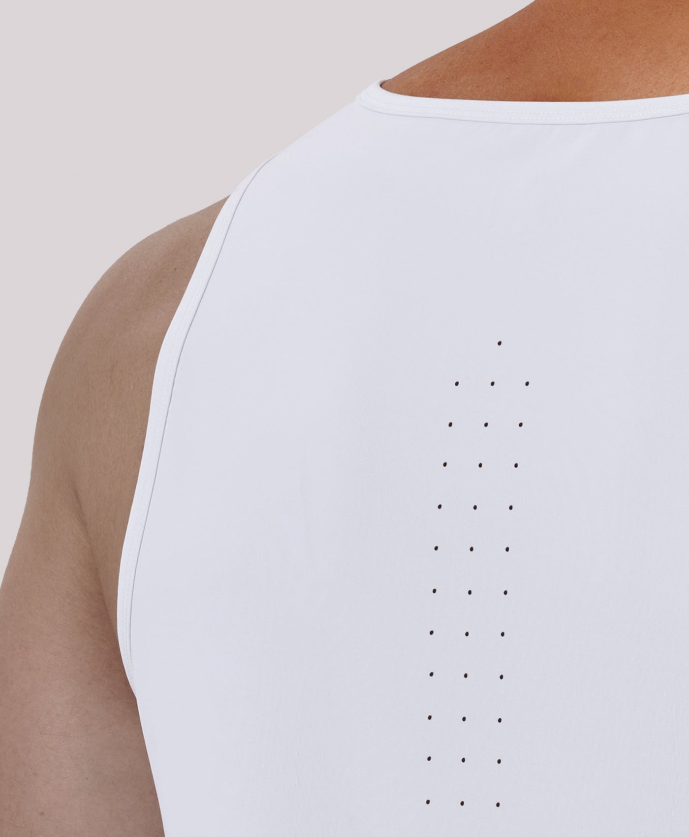 Northyard Men's UPF50+ Workout Tank Top Lightweight Quick-dry Running Sleeveless #color_white